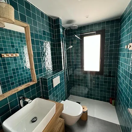 Casa Isabelle Caials *