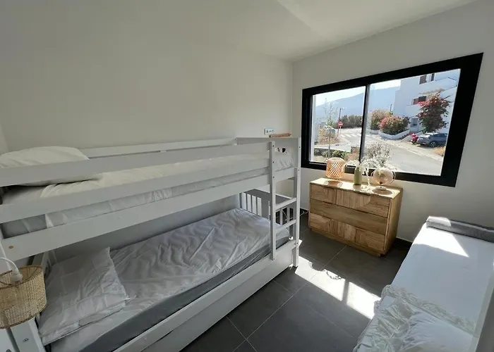 Casa Isabelle Caials *