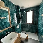 Casa Isabelle Caials *